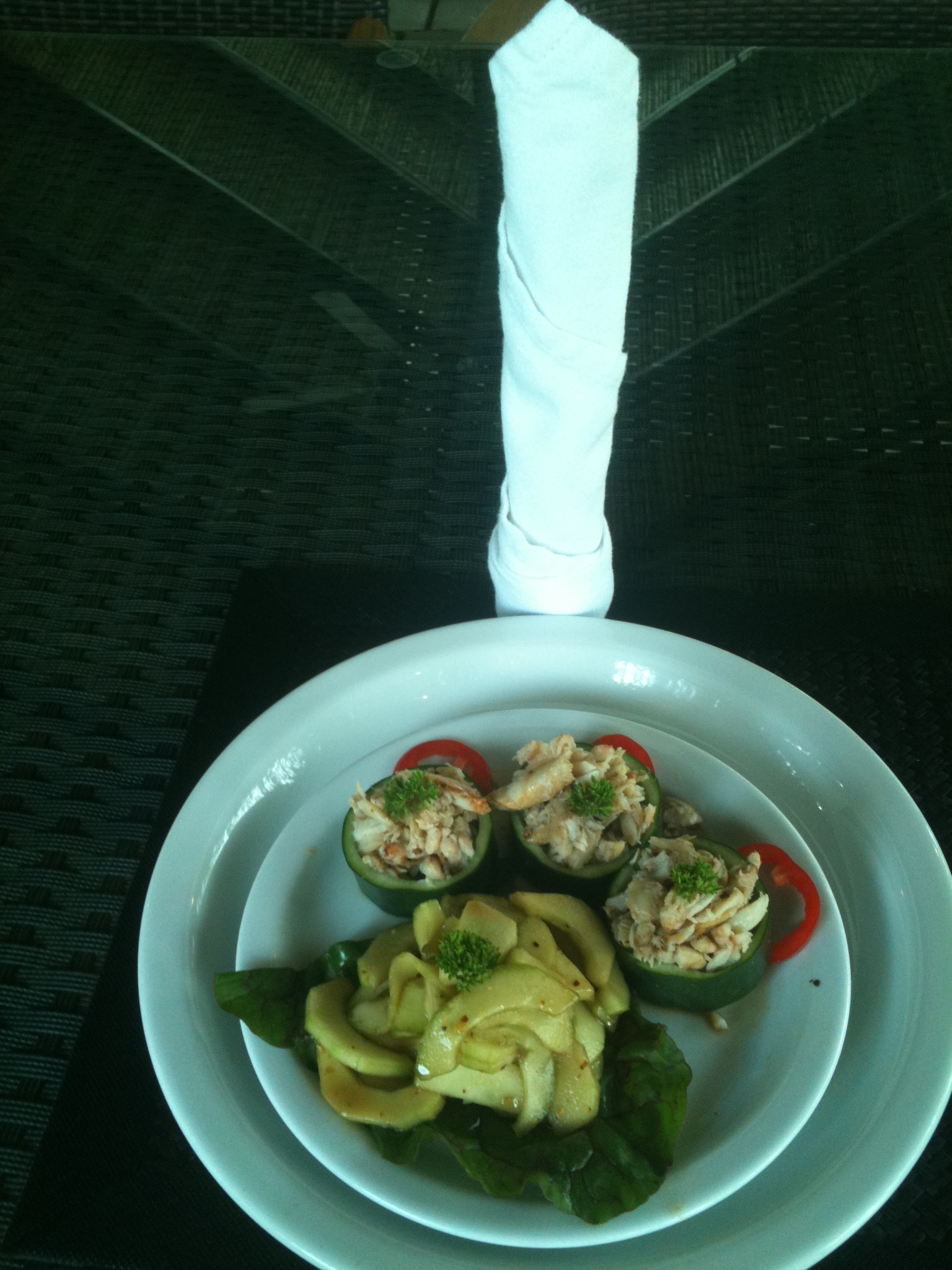 Crab in Cucumber Appetizer